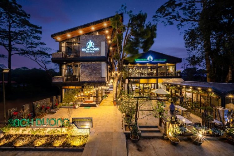 Khách sạn Bạch Dương