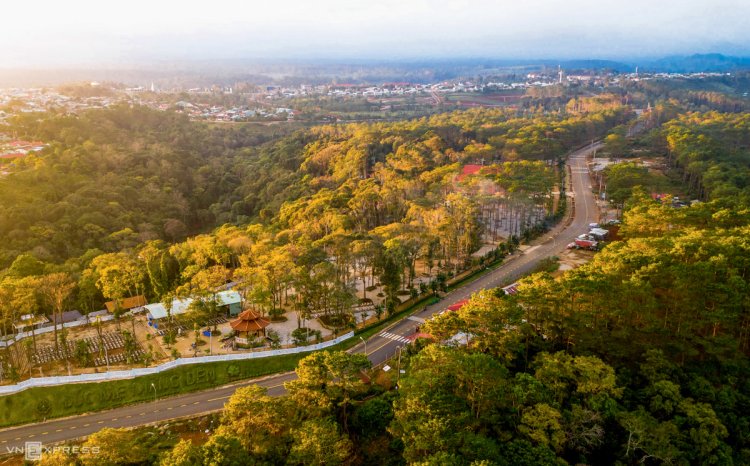 Cách Di Chuyển Từ Đà Nẵng Đến Măng Đen
